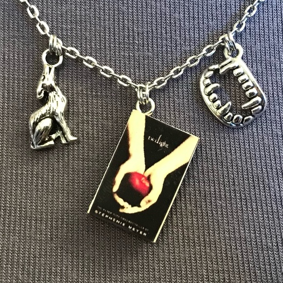 Twilight by Stephenie Meyer Handmade Literature Necklace, Book Cover, Vampire - Picture 3 of 16